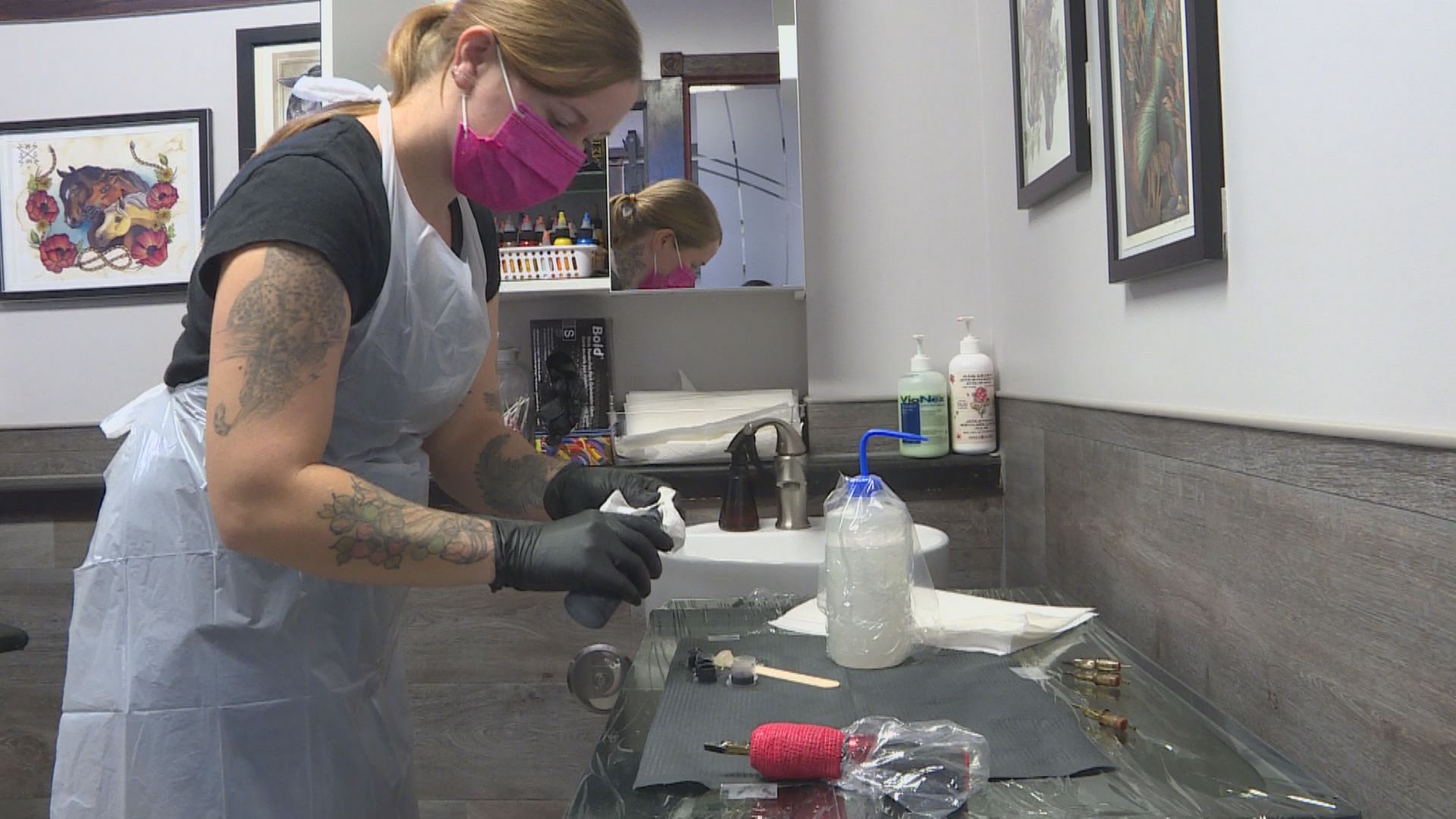 My schedule is really packed': How COVID-19 has led to long wait times for tattoos - Winnipeg